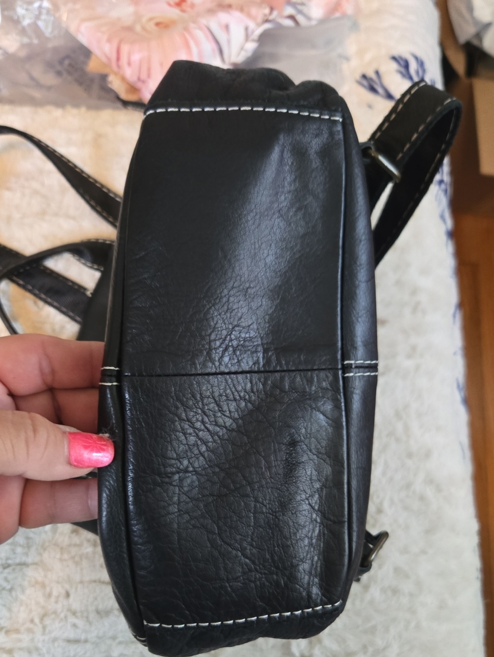 Black Leather Convertible Backpack with Contrast Stitching - Picture 7 of 7